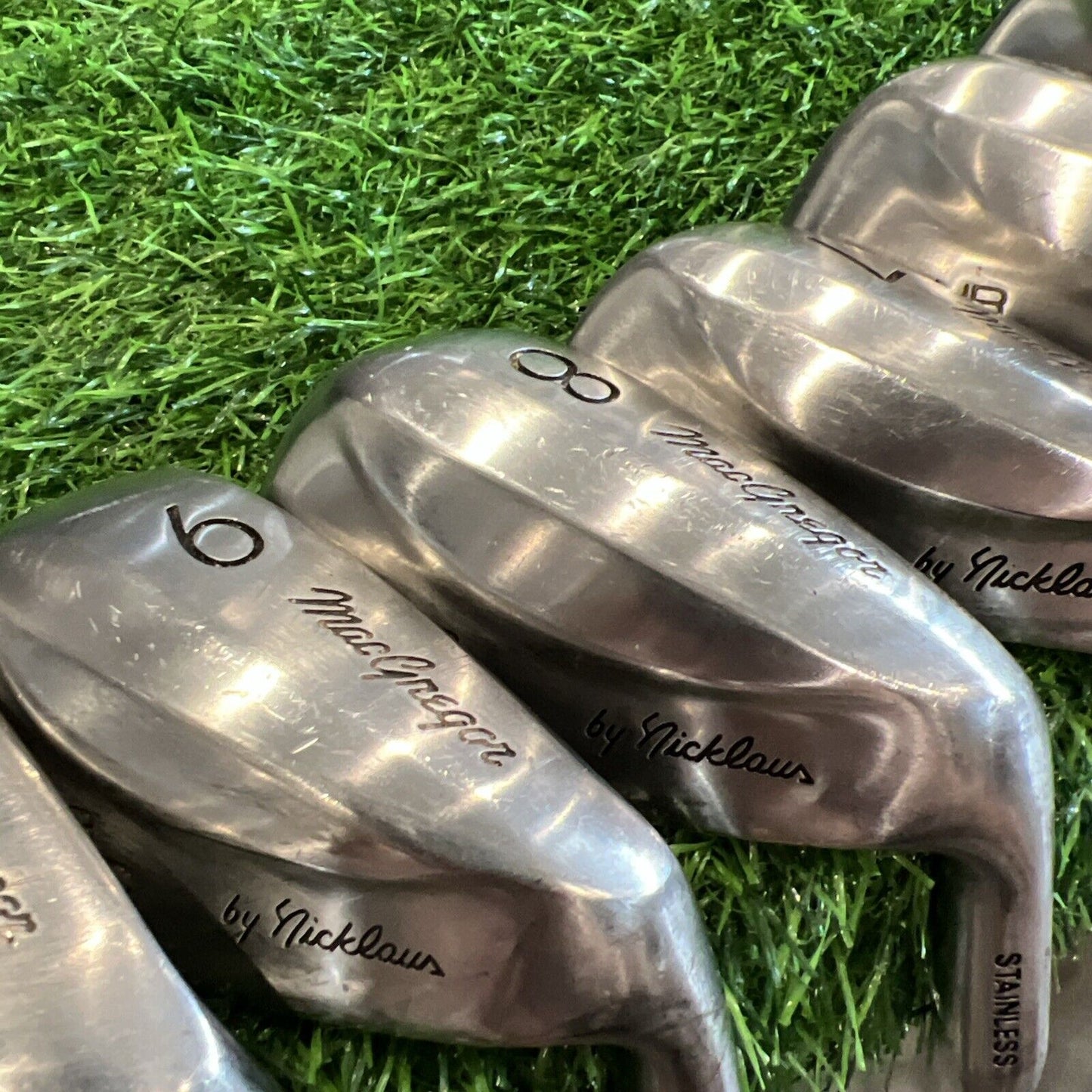 MACGREGOR TOUR CLASSIC BY NICKLAUS IRONS 3-9, PW - MAC MULTISTEP STEEL - S Flex