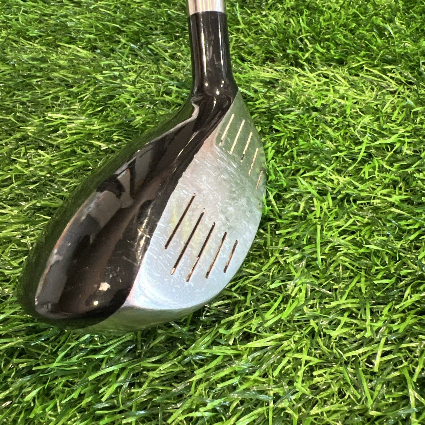 WARRIOR CUSTOM GOLF 23 DEGREE 4 HYBRID - FIRM FLEX GRAPHITE SHAFT - (H135)