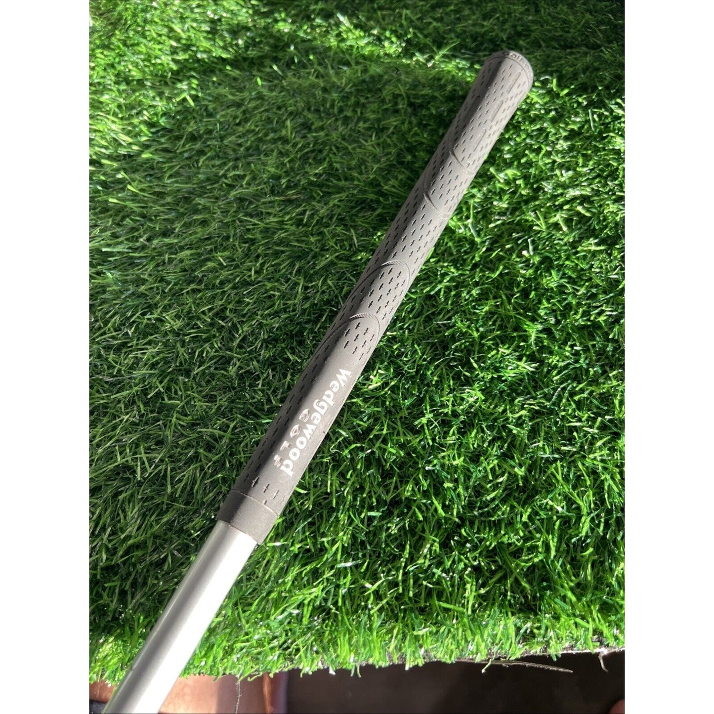 Wedgewood Silver IR Series - 7 Iron Regular Flex Minty Condition W/ Cover (i235)