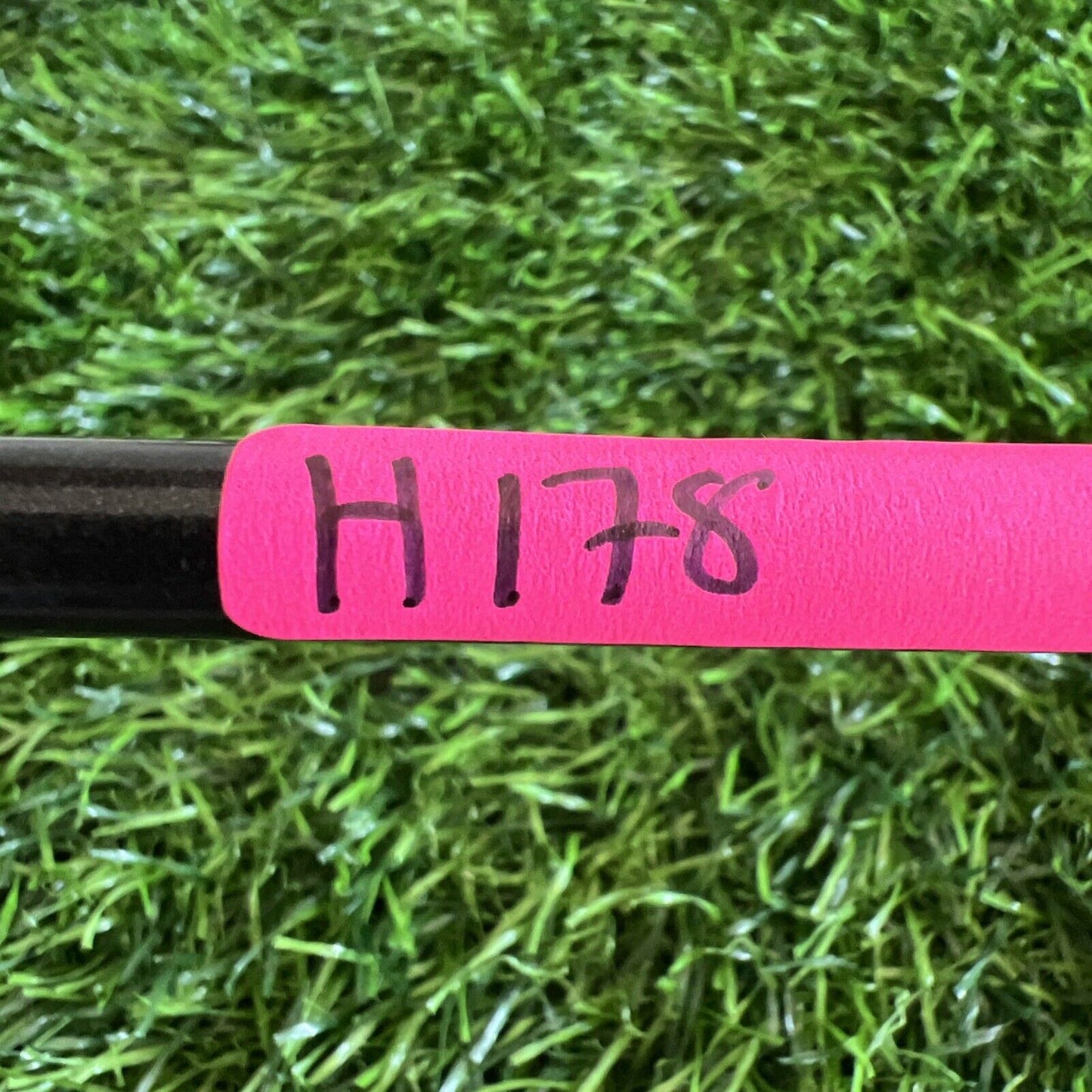 Precept EZ U3 Hybrid 21* w/ Graphite Regular Shaft Needs Grip H178