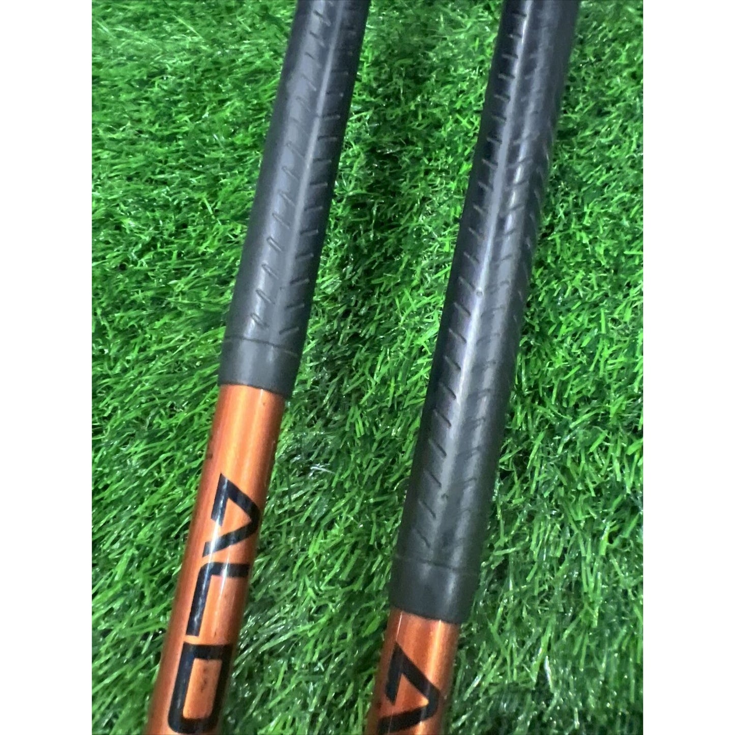 Set - WALTER HAGEN WH-22 3i + 4i HYBRIDs W/ ALDILA UNIFLEX GRAPHITE SHAFT- RH