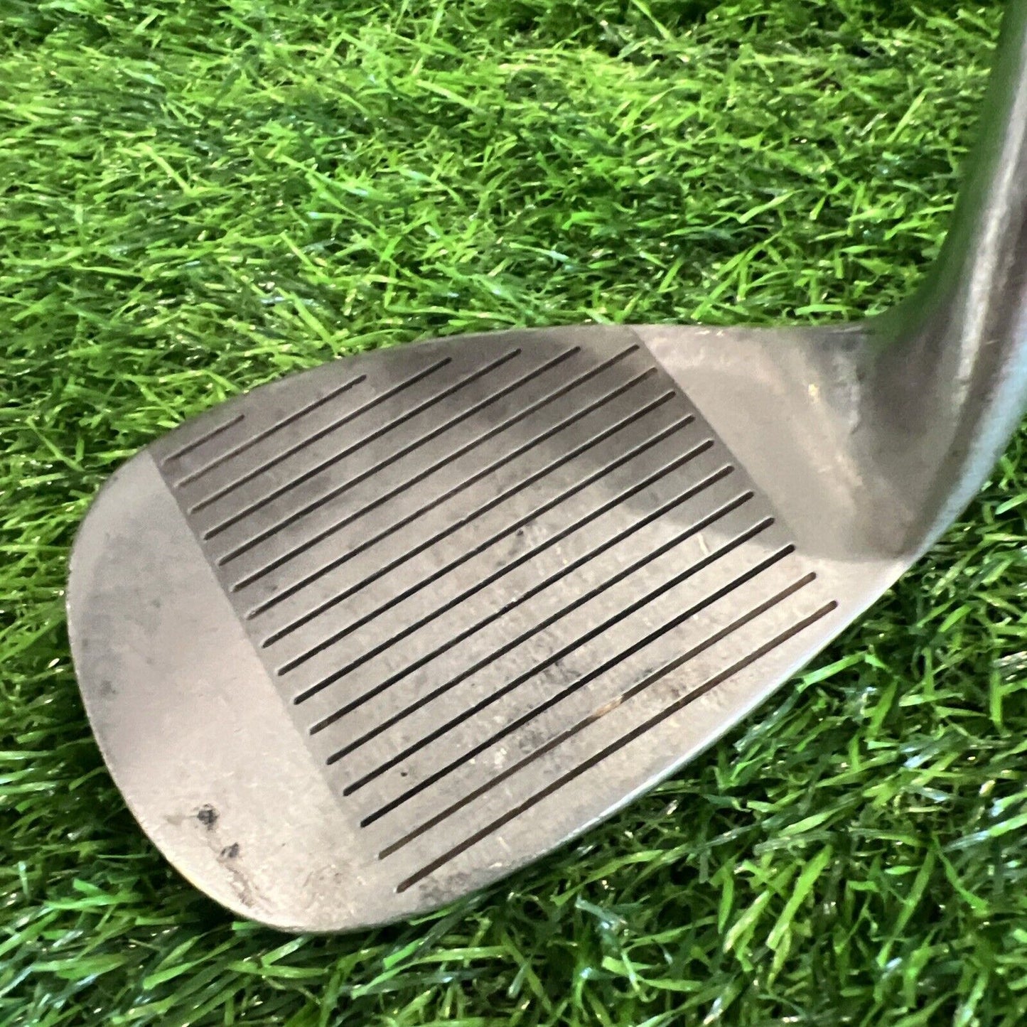 DUNLOP 60 DEG TRUE TECH TROUBLE WEDGE GOLF CLUB (w246) Needs Grip