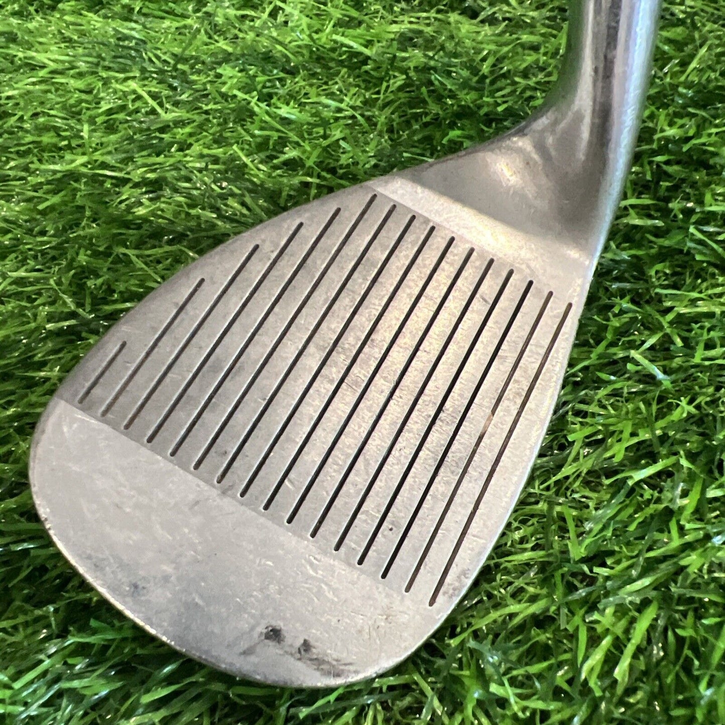 DUNLOP 60 DEG TRUE TECH TROUBLE WEDGE GOLF CLUB (w246) Needs Grip