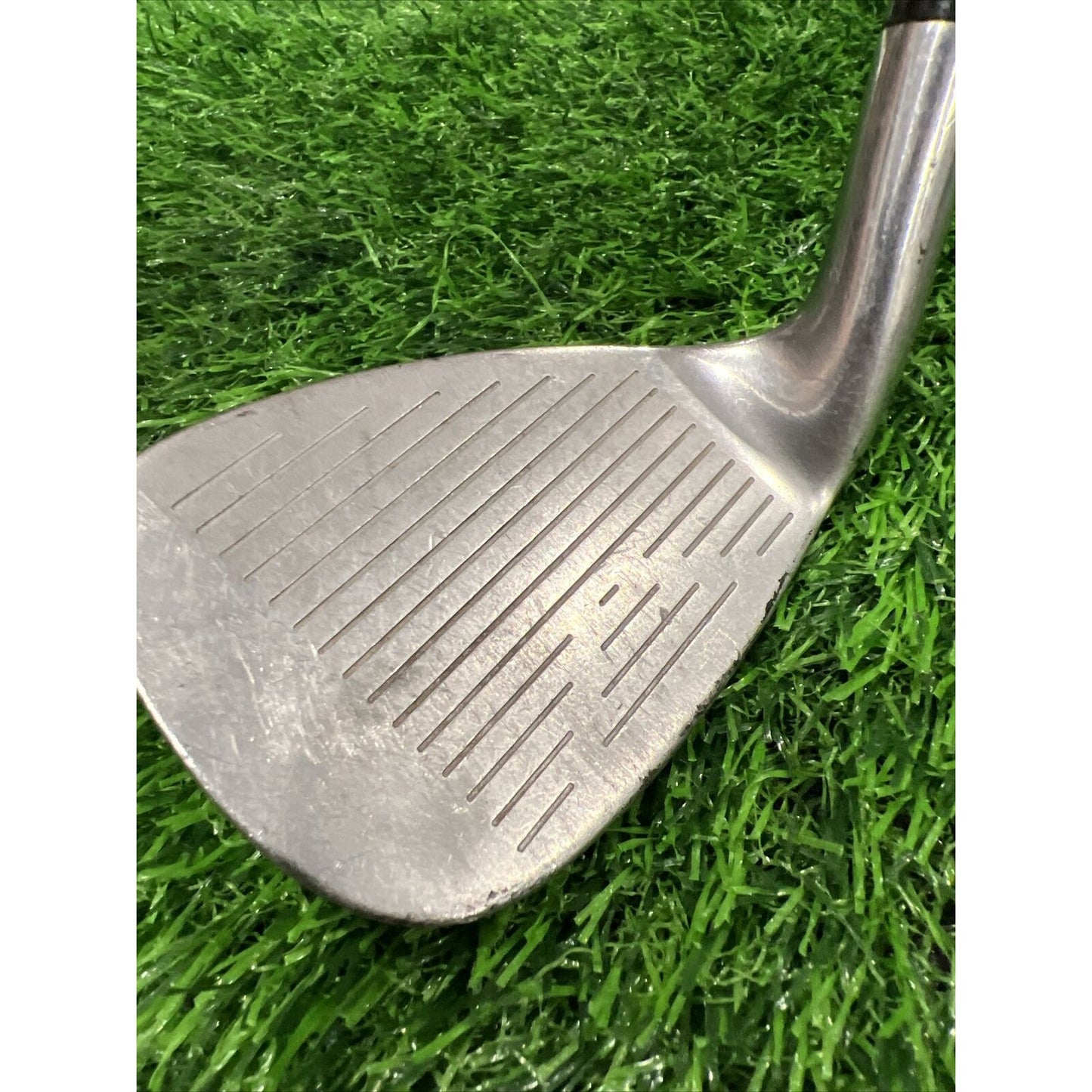 POWER BILT GRAND SLAM SAND WEDGE GRAPHITE SHAFT READ (w230)