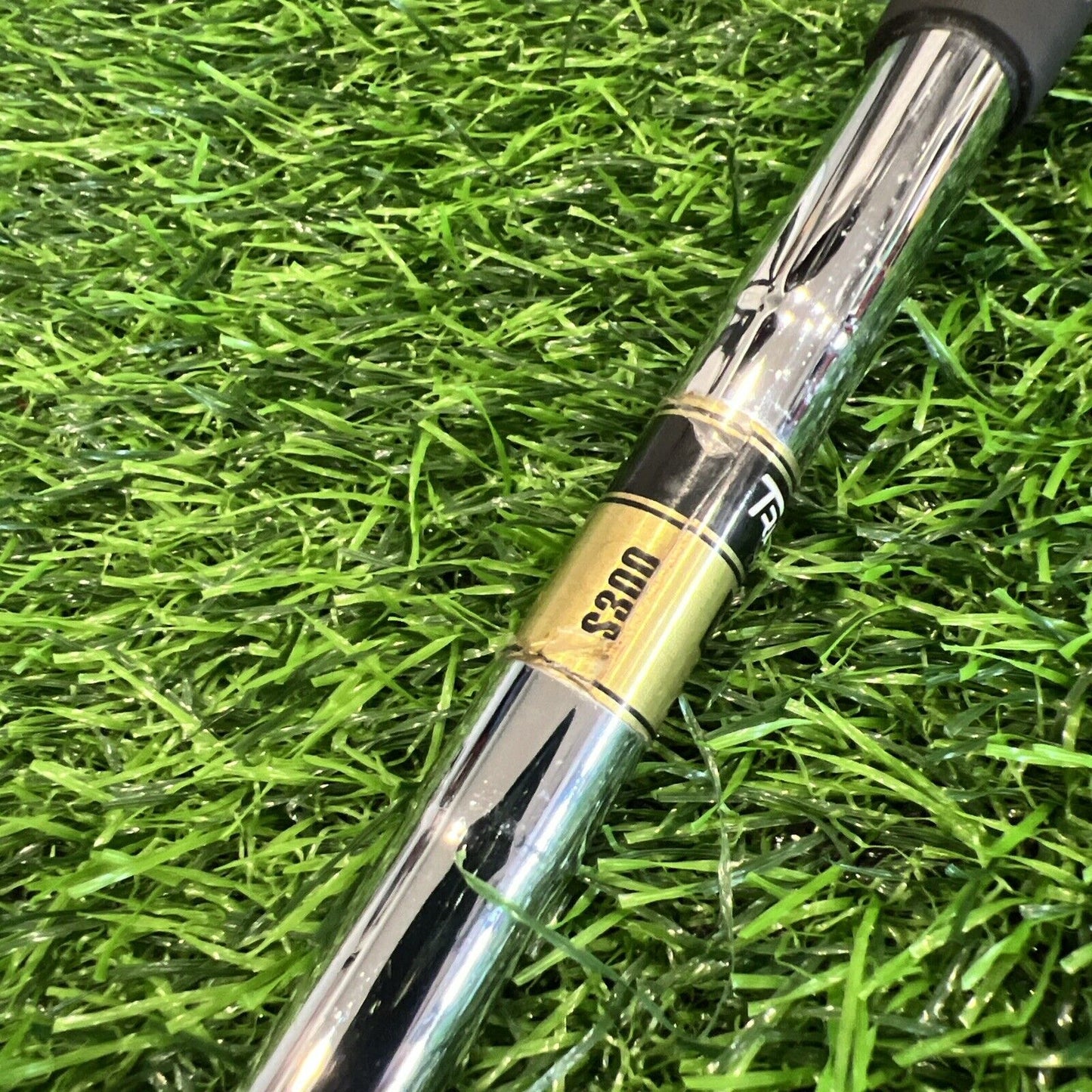 Wilson Deep Red 3 Fairway Wood 15* RH Steel Shaft Stiff Flex 43” (FW130)