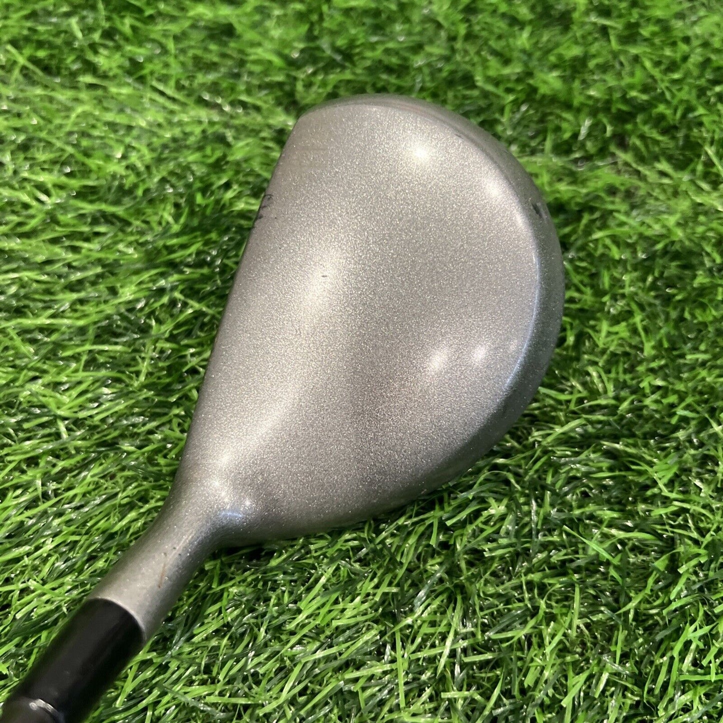 Adams Tight Lies 16 Degree 2H Fairway Wood Stiff Flex Graphite FW200