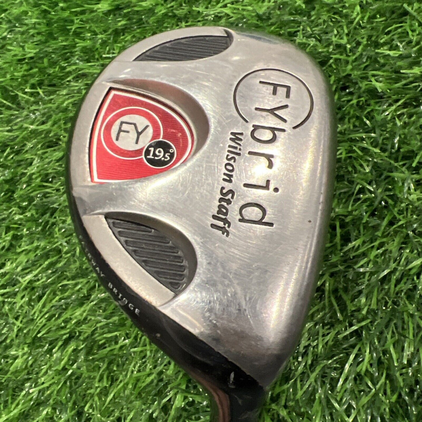 Wilson Staff Fybrid Hybrid 19.5° Stiff Flex Graphite Shaft RH Needs A Grip H186