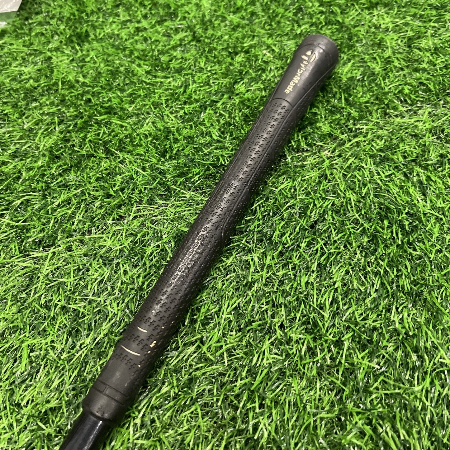 Taylormade 320 Ti - 9.5 Degree Driver - Right Handed Stiff Shaft D165