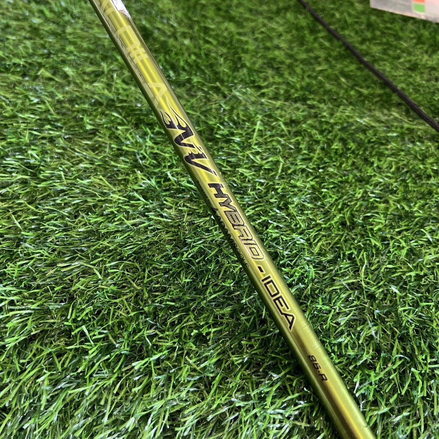 Adams Idea a2 20° Hybrid 3 Iron Aldila NV Hybrid 85-R Graphite Regular (H105)