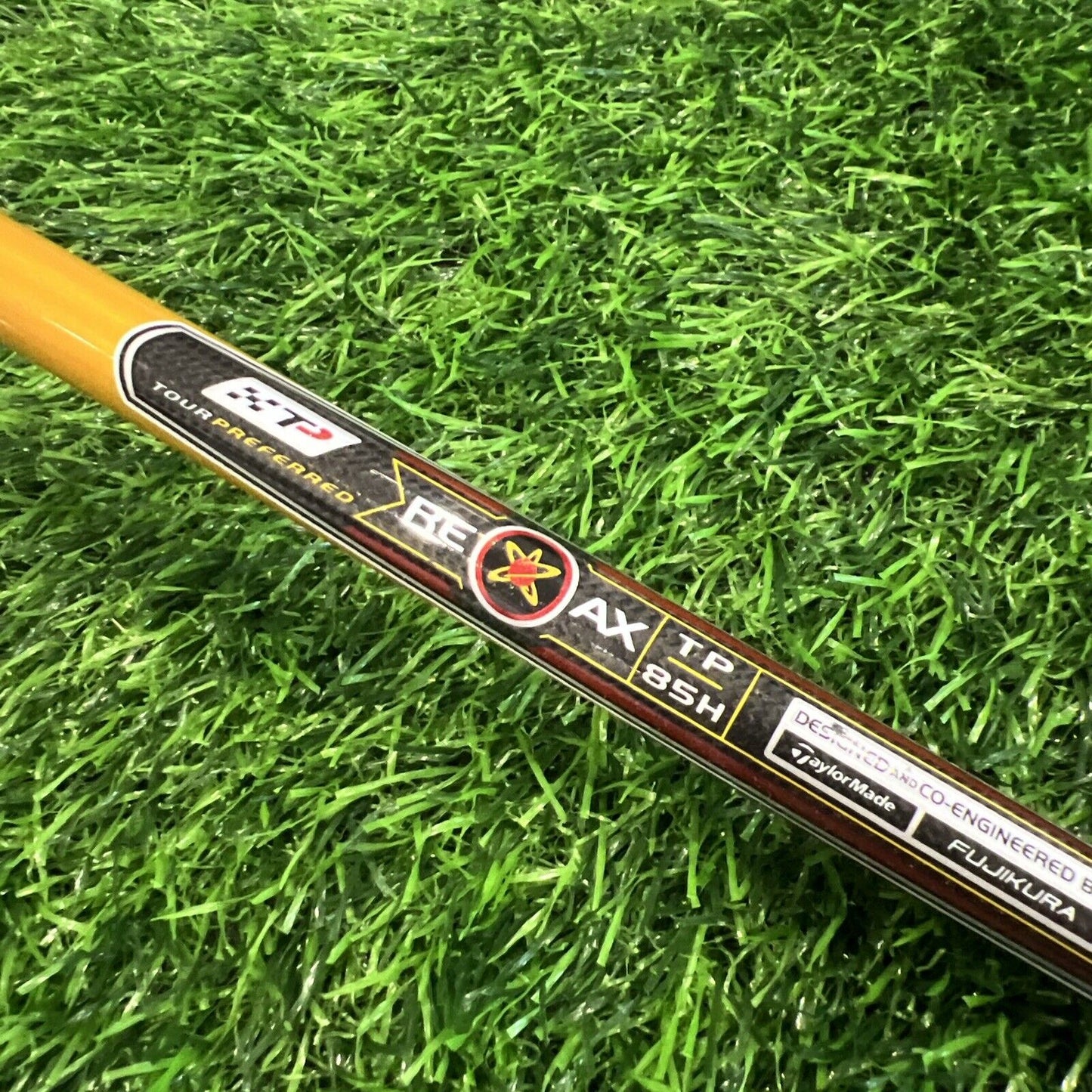 TAYLORMADE RESCUE MID 3 HYBRID 19 DEGREE REG FLEX SHAFT GOLF CLUB RH (H151)