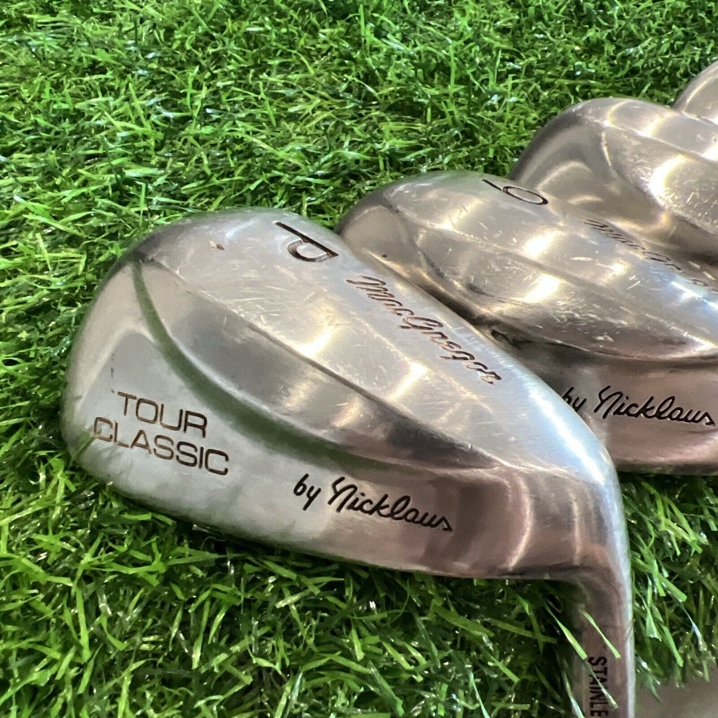 MACGREGOR TOUR CLASSIC BY NICKLAUS IRONS 3-9, PW - MAC MULTISTEP STEEL - S Flex