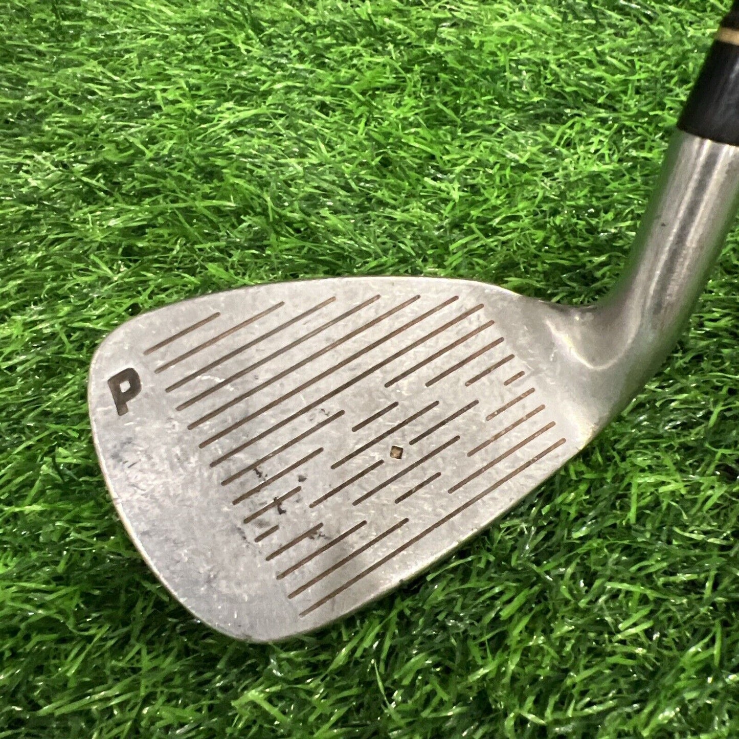 TopFlite Tour Pitching Wedge PW Original R80 Regular Flex Graphite Shaft (i183)