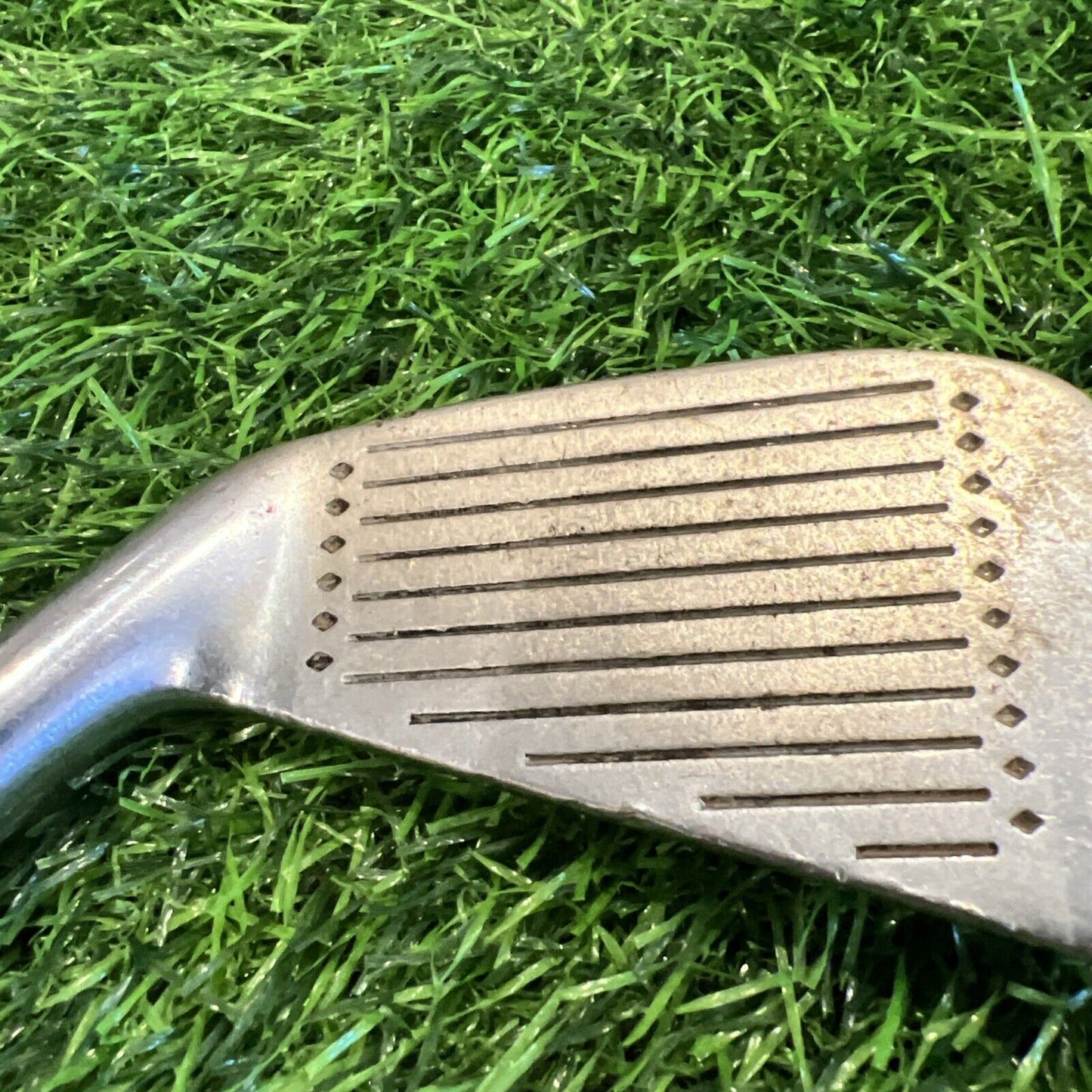 Wilson Staff DYNAPOWER BUTTON BACK Single 2-Iron -RH Steel I298