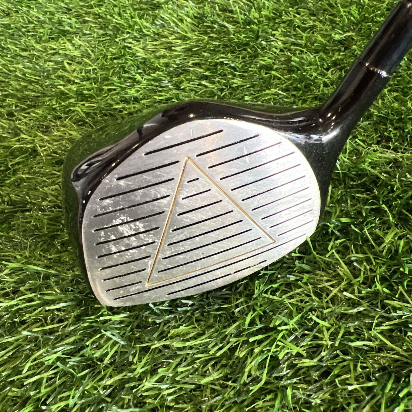 X Factor Hammer 595 MM Driver 10º Smart Graphite Shaft Right-Handed 45" (d111)