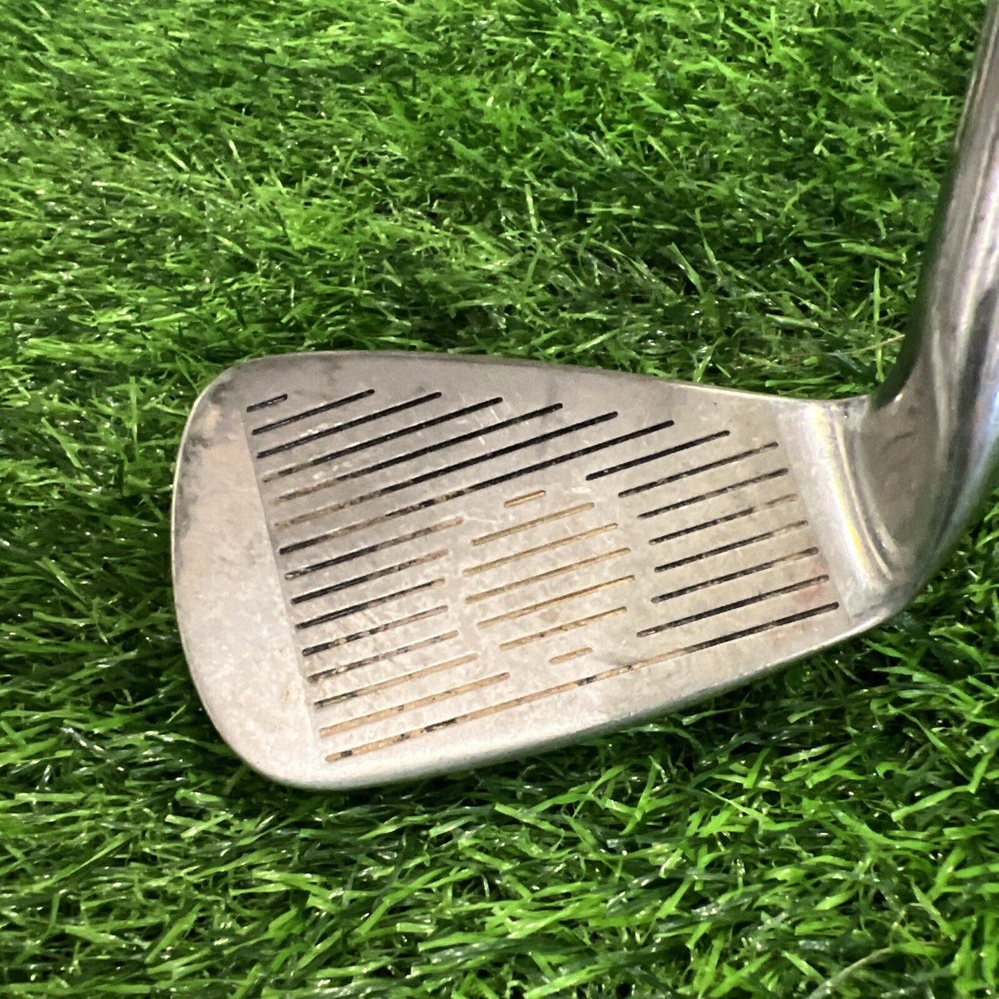 KING COBRA OVERSIZE 6 IRON W/ REGULAR FLEX STEEL SHAFT (I154)