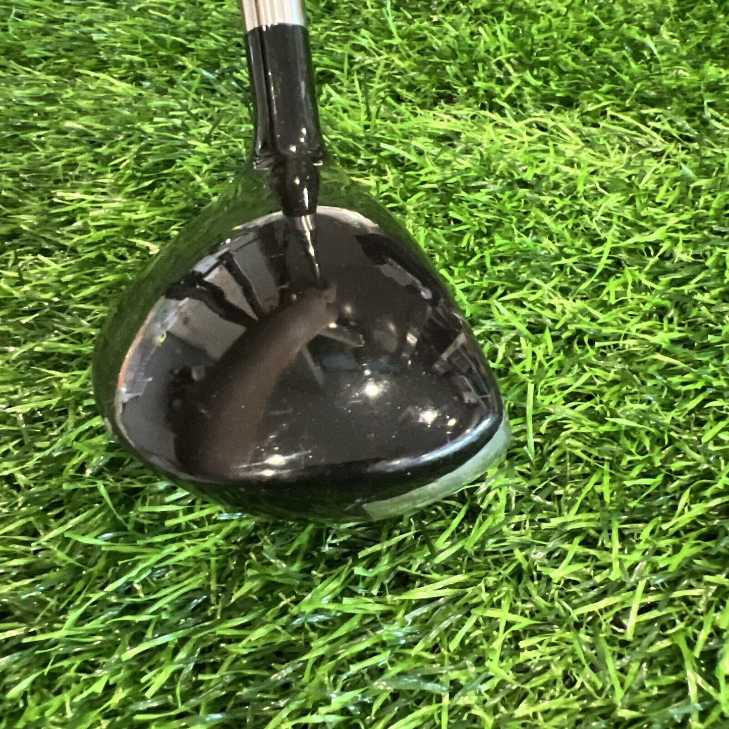 WARRIOR CUSTOM GOLF 23 DEGREE 4 HYBRID - FIRM FLEX GRAPHITE SHAFT - (H135)
