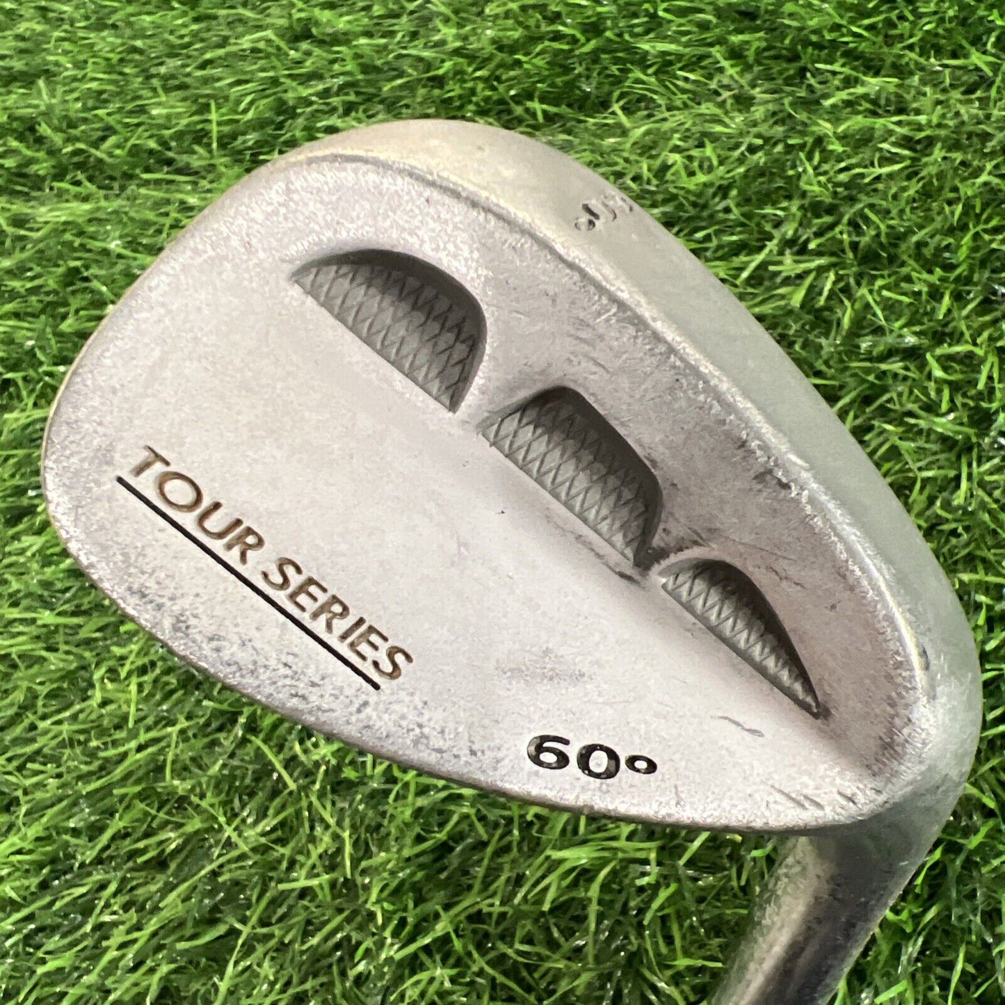Tour Series Lob Wedge 60° Steel Shaft 35 in Right-Handed W251